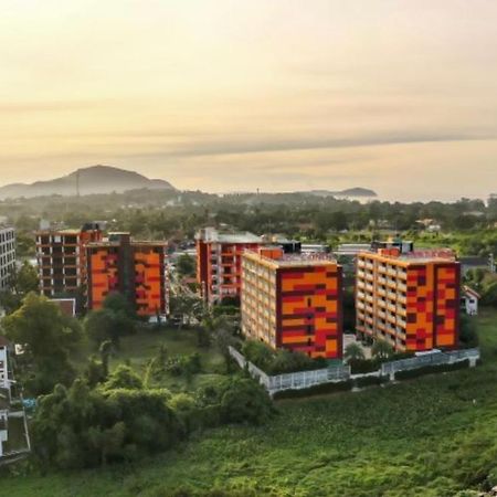 Naiharn Pearl Condo Hotel By Villacarte Nai Harn エクステリア 写真
